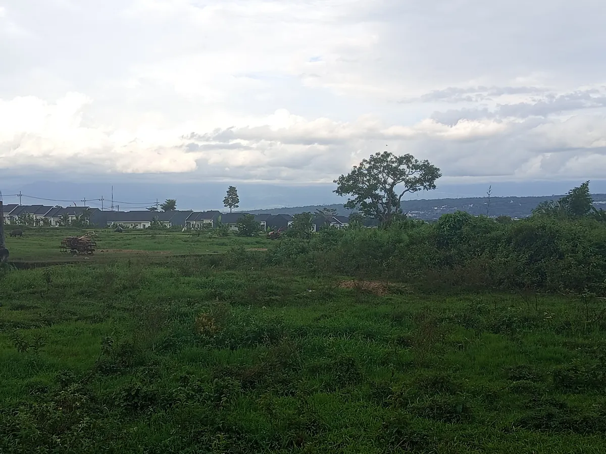 Perumahan padat di sekitar lokasi tanah strategis Malang Kota